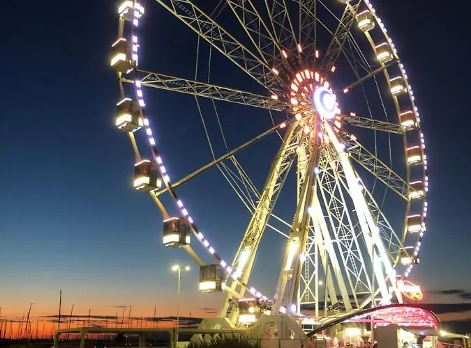 Szálloda Alessi** 2*